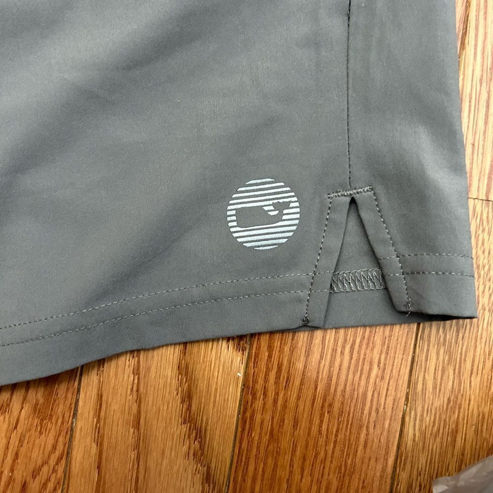 Vineyard Vines Mens Performance Shorts - Picture 4 of 5